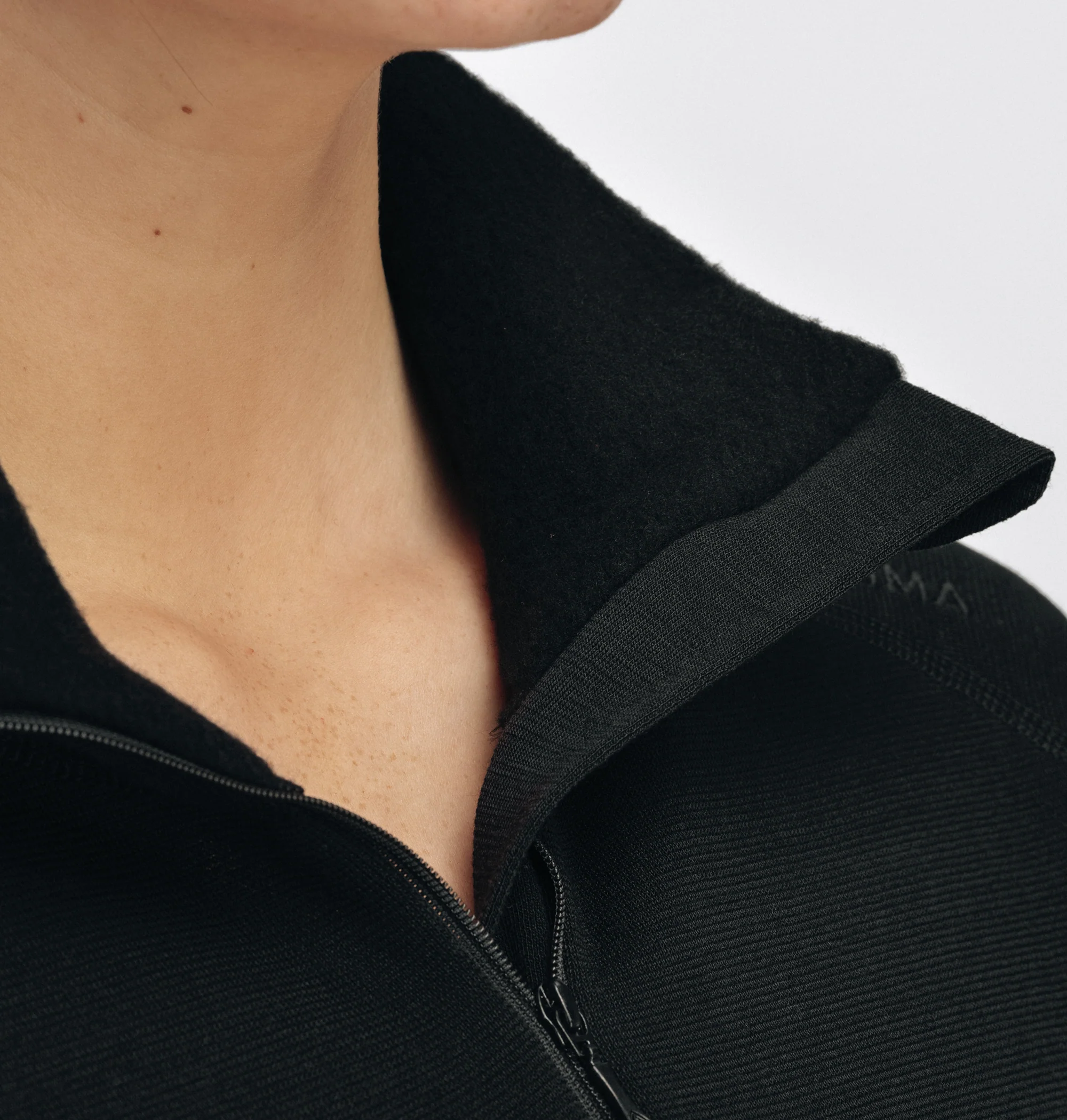 Merino Fleecewool Polo Zip Womens - Image 2