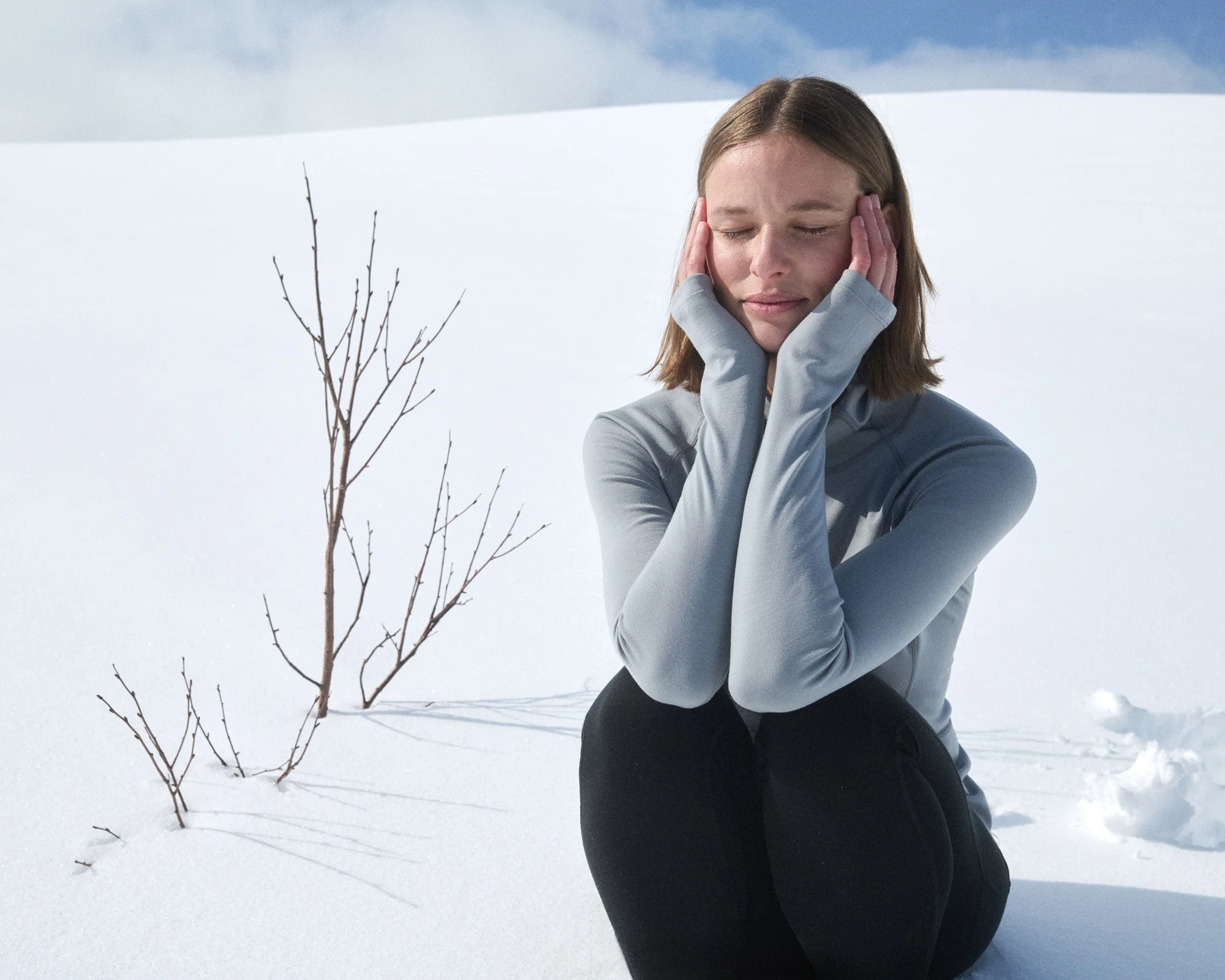 300 Merino Ultra Fine Polar Roll Neck ♀ - Image 3