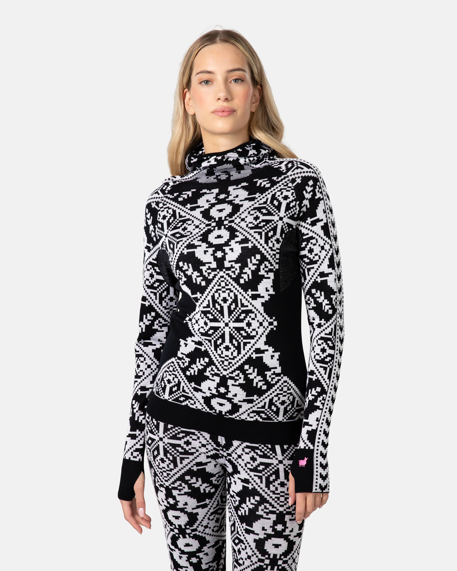 Saga Hood Merino Longsleeve ♀ - Image 7